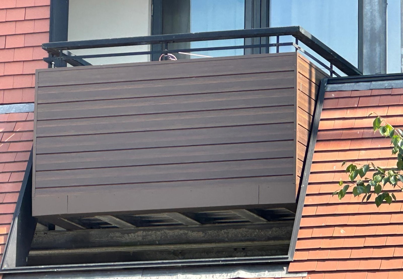 Lawtech Group - UK - Cladding & Facade Specialists - Meridian House